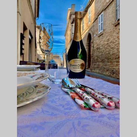 Апартаменты La Grotta - Casa Con Grotta Sotterranea Monterubbiano Экстерьер фото