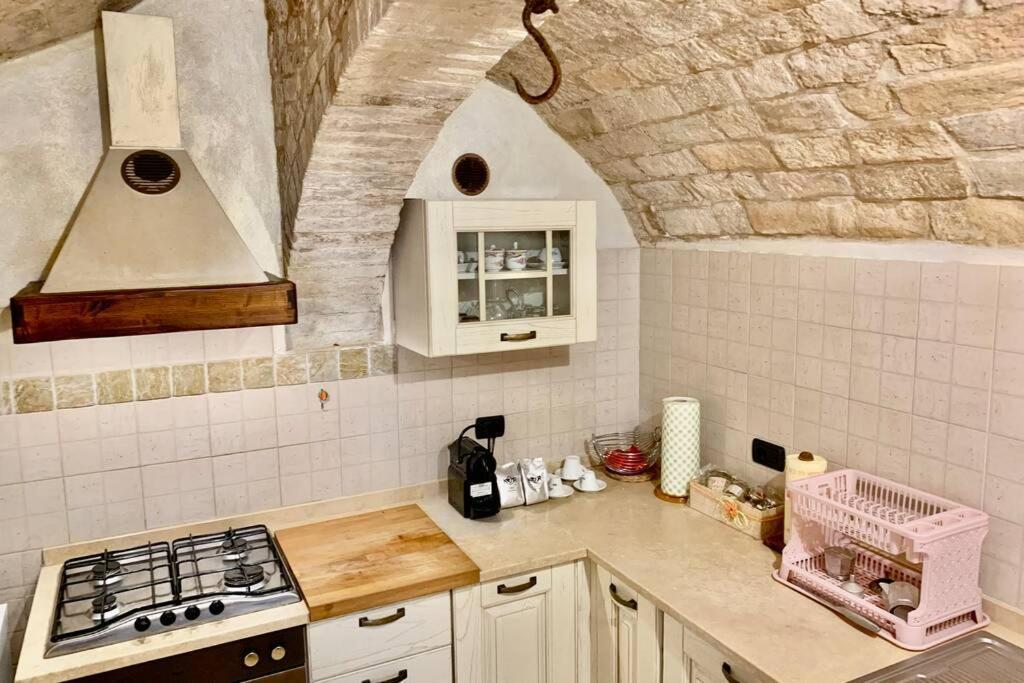Апартаменты La Grotta - Casa Con Grotta Sotterranea Monterubbiano Экстерьер фото